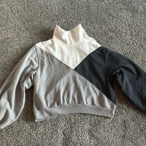 Abercrombie and fitch sweatshirt